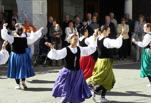 ‘Igantzi besta giroan’ erakusketa ikusgai izanen da Kultur Egunetan