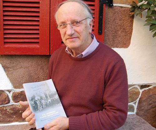 «Antzinakoen kantuak atxikitzeak etorkizunari oldar bat ematen dio» 