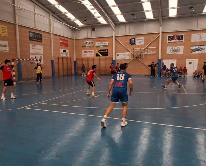 Futbol talde nagusiek ez dute garaipen bakar bat ere lortu asteburu honetan