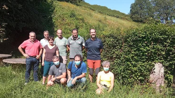 Baztan, Lapurdi eta Nafarroa Beherearen arteko mugarriak berrikusten ari dira egunotan