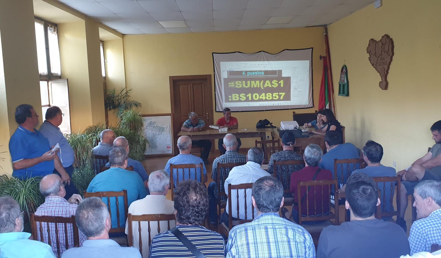 Aresoko uso postuen enkanteak irailaren 20an eta 27an eginen dituzte