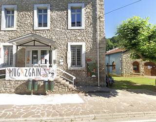 'Izeba Txirrita' antzezlana ikusteko aukera izanen da Beran larunbatean