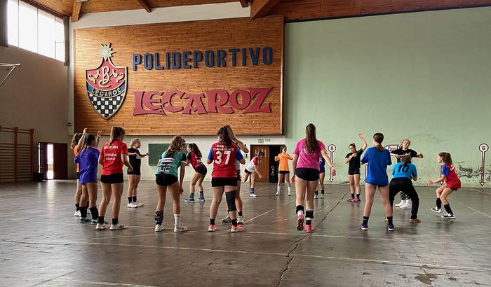 Eskubaloi teknifikazio campusa eskainiko dute aurten ere Lekarozko gazte aterpean