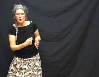 Azaroaren 25aren harira ipuin kontalaria izanen dute ortziralean Narbarten