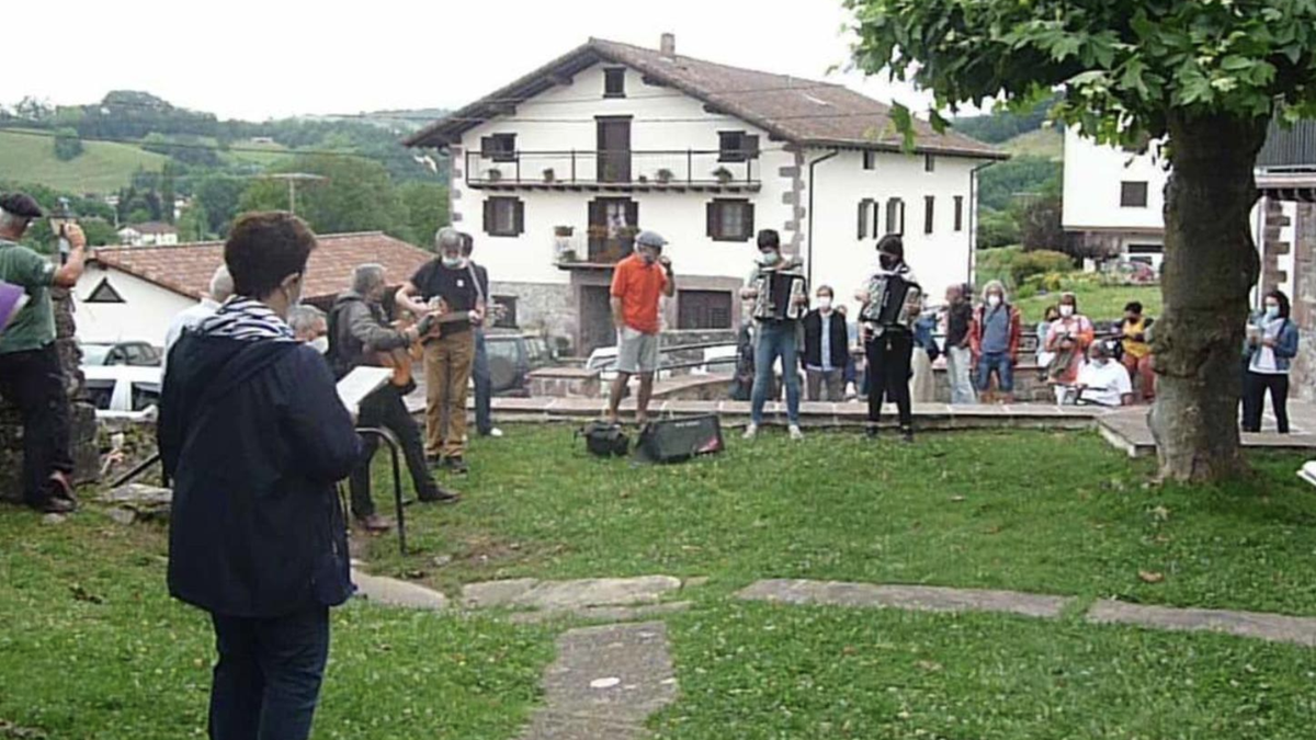 Baztan Kantuz Gartzainen izanen da igande eguerdian