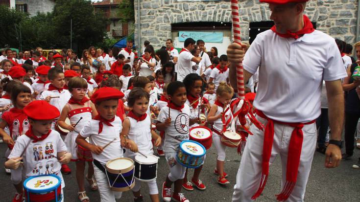 Eguraldi eta giro ederra Lesakako sanferminetan