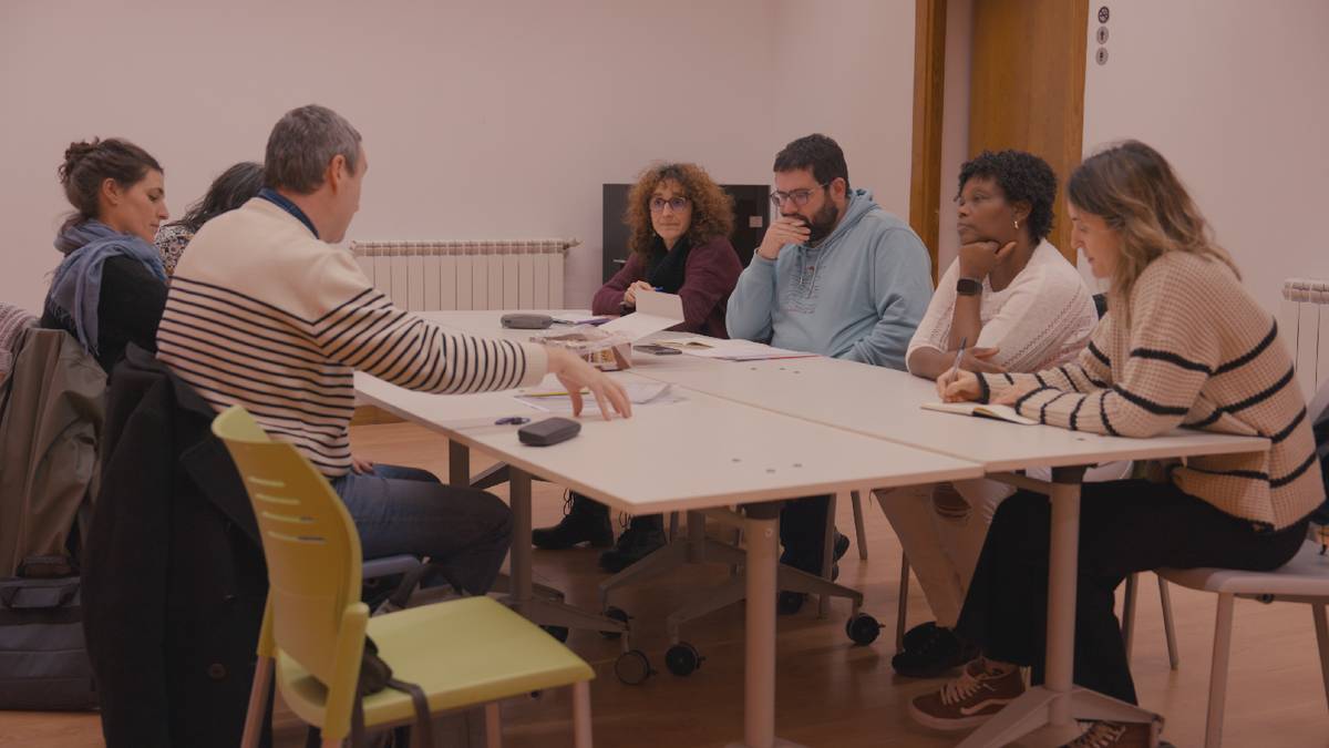 Bortzirietako Hizkuntza eta Kultura Aniztasun taldeak arrazakeriaren inguruko adierazpena egin du