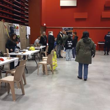 Lanbideen eta uda sasoiko enpleguaren Foroa eginen dute larunbatean Senperen