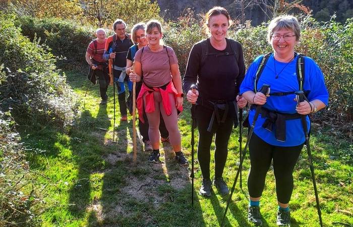 [ARGAZKIAK] Umore Ona Elkarteko Atalen Egunaren biharamunean mendi irteera