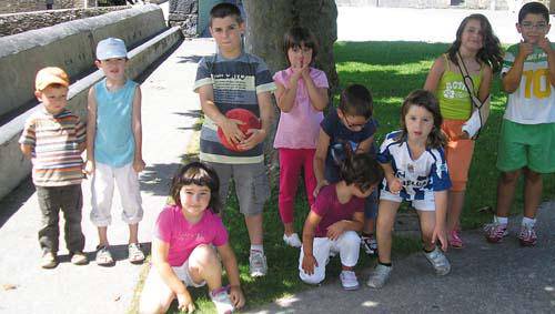 Uztaileko goizak kirola egiten 