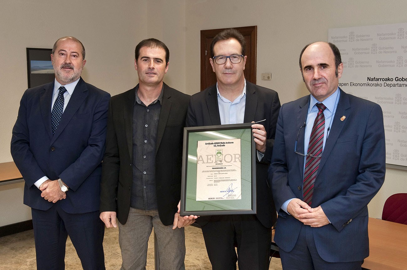 Karbono Aztarnaren Ziurtagiria jaso du Transbidasoa garraio enpresak