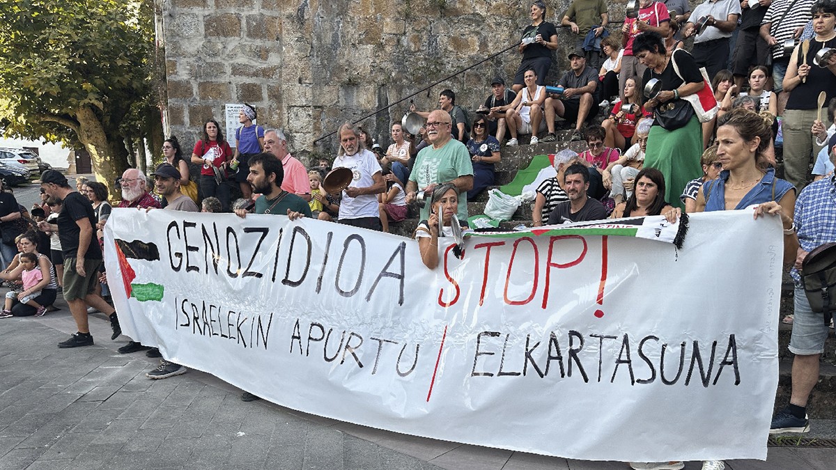 Global Sumud Flotillaren kontrako erasoa salatzeko karrikara aterako dira gaur