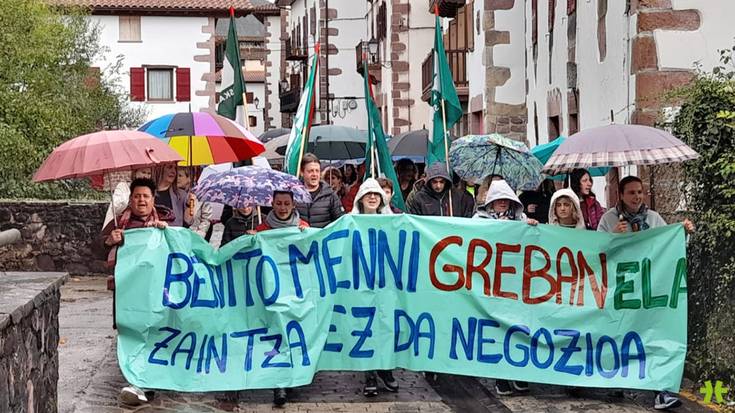 Benito Menniko langileek karrikara atera dituzte berriz ere beraien aldarriak