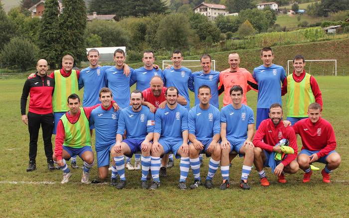 Aurrera eta Donezteberen arteko preferenteko eta jubenil mailako futbol derbiak jokatuko dituzte asteburuan Leitzan