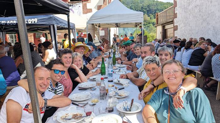 Amaiurtarrak besten zain daude dagoeneko