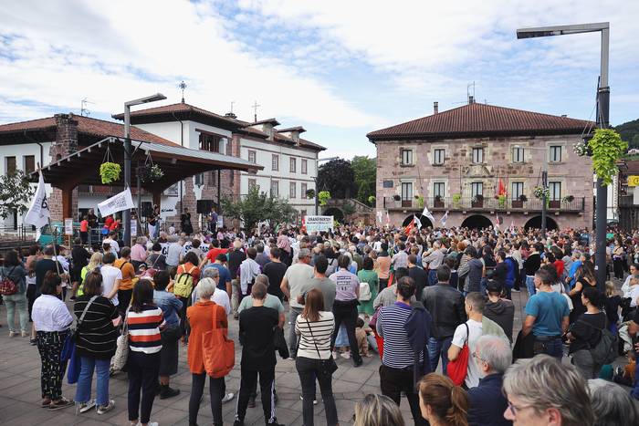 Baztango Osasun Plataformak bizikleta martxa eta elkarretaratzea eginen ditu asteazkenean Elizondon