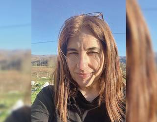 «Euskaraz hitz egiten eta euskal dantzak dantzatzen kontent nago»