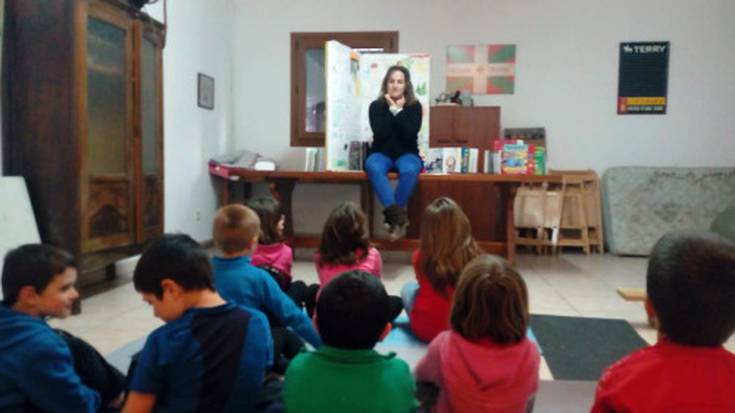 Anizko III. Liburuaren Eguna ospatuko dute ortziralean