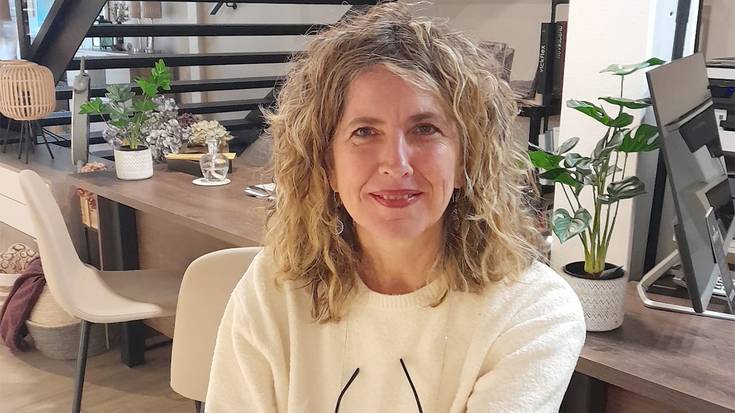 Kukuka haur arropa dendak ateak itxi ditu