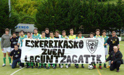 Zaleen laguntza eskertuz bukatu du denboraldia Beti Gazteko futbol talde nagusiak