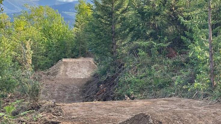 Hegoi Adorekin egon gara Beran zabaldu duten Bike Parkearen harira