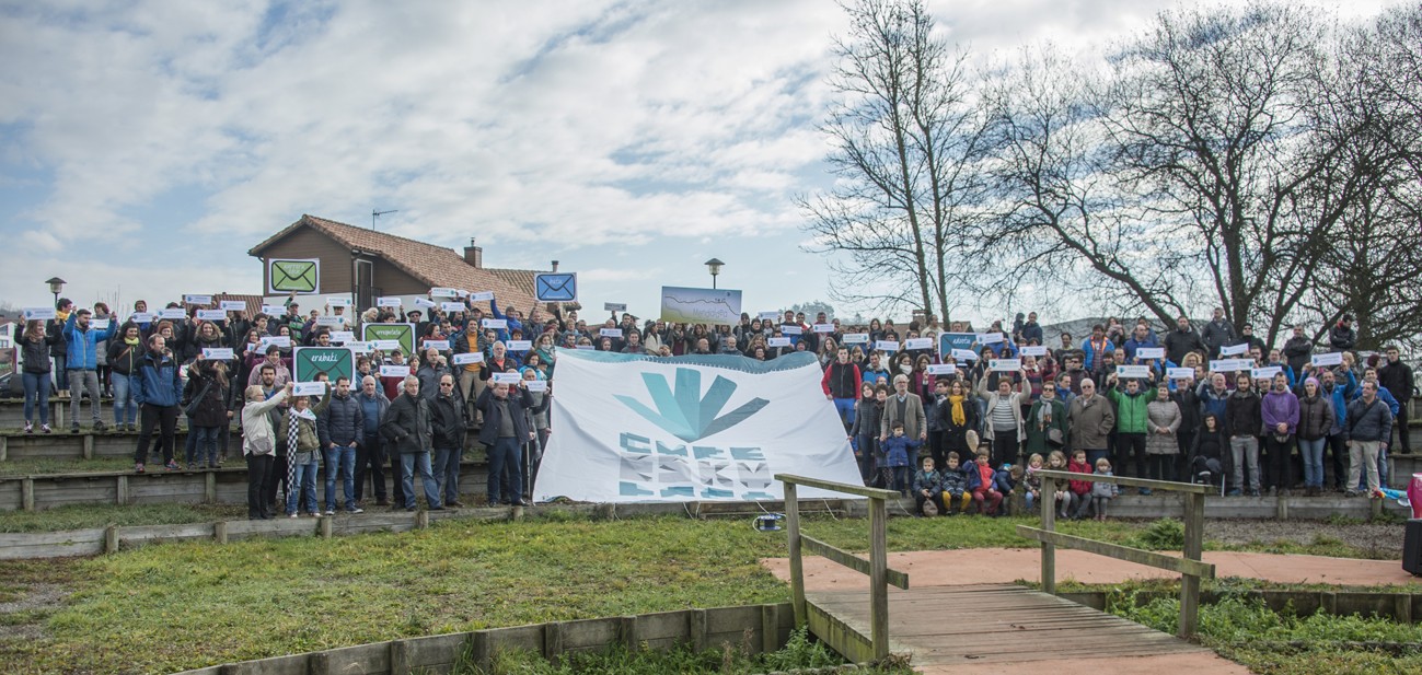 Gure Esku Dagok pesta antolatu du Areson maiatzaren 7rako