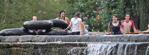 Miren Zubikoak bota du Elizondoko Santiago bestetako txupinazoa