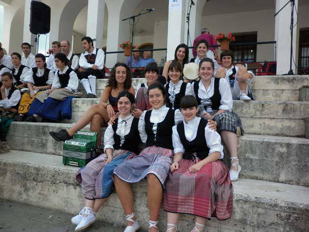 Herritarrek parte hartu dute hainbat festa eta ekimenetan