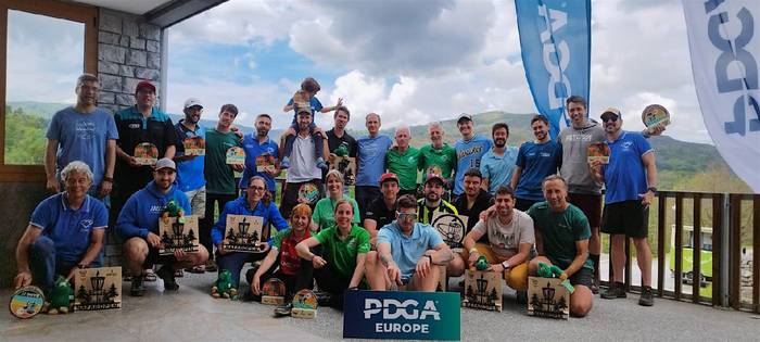 Baxi Basajauneko kirolariak Nafarroako V. DIsko Golf Irekiko podiumera igo dira
