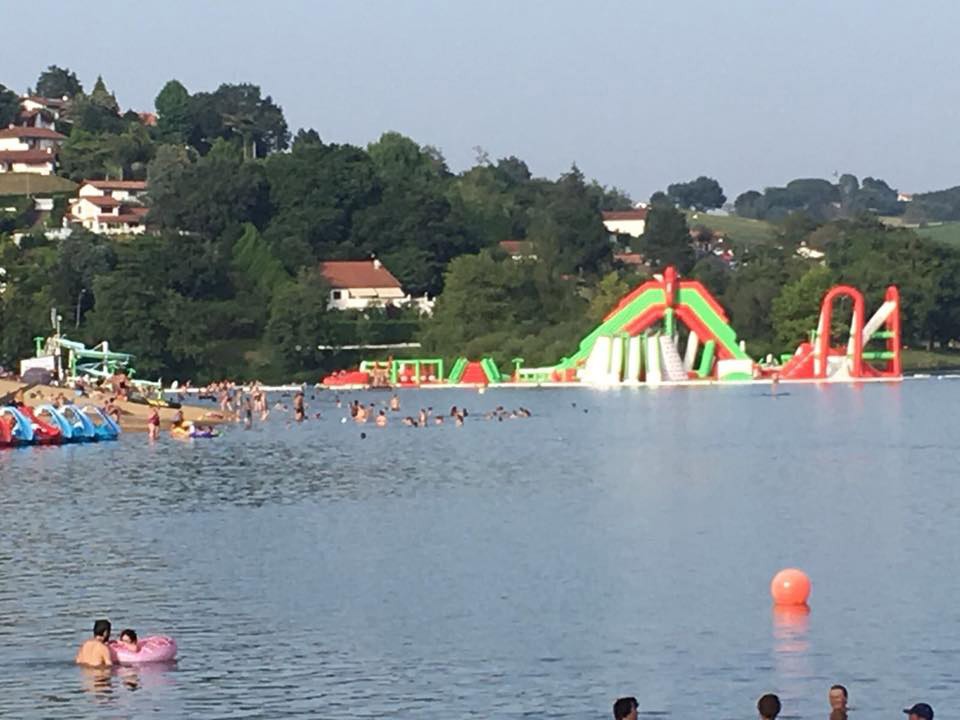 Uda jokoetan parte hartzeko deia egin diete Senpereko haur eta gaztetxoei