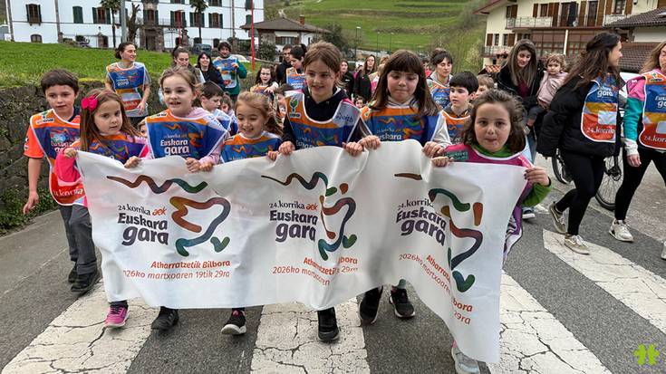 [ARGAZKIAK] Korrikari begira beroketa saioa egin dute Donamarian