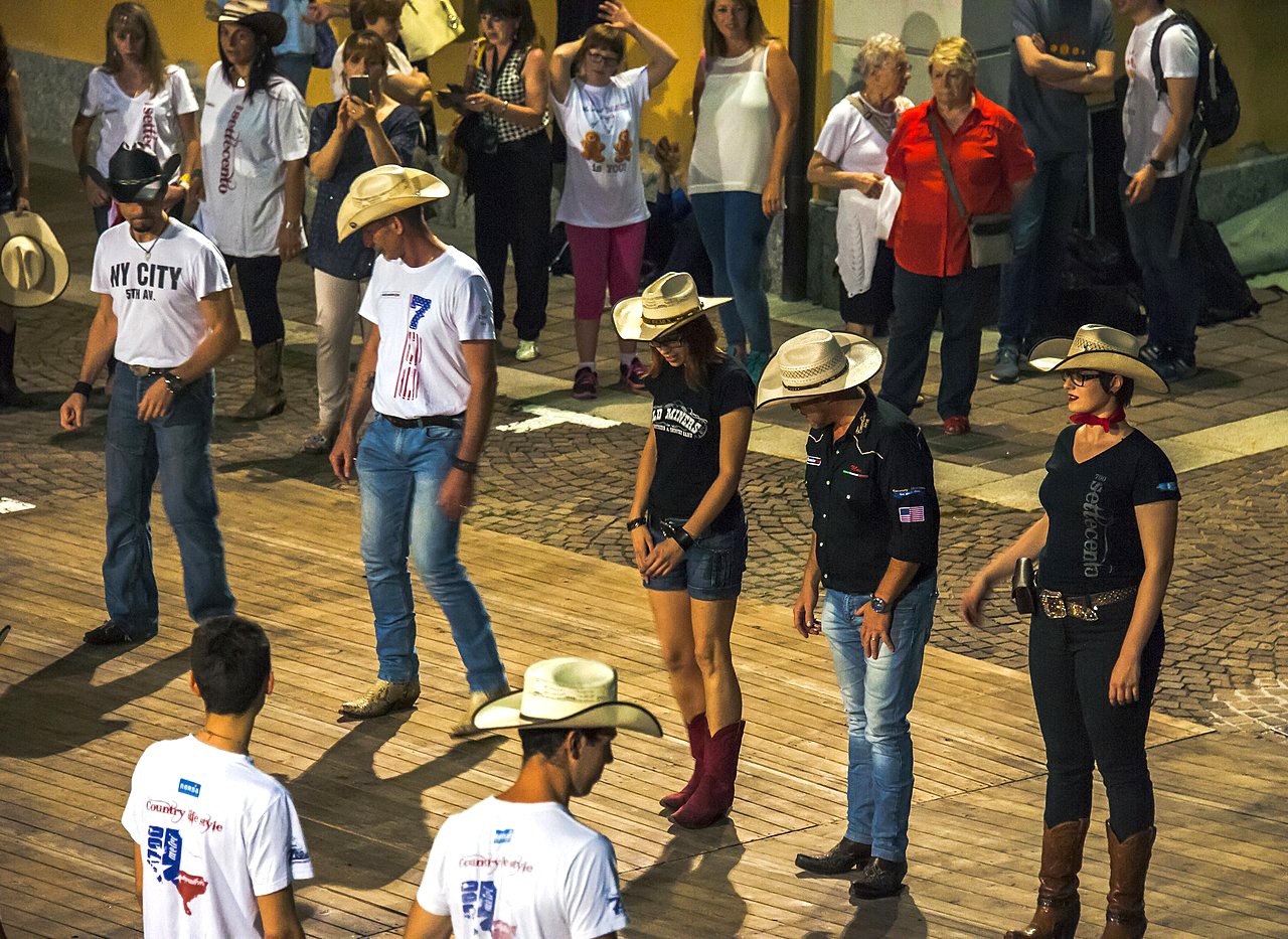 Outlaw Country gaualdia prest dute apirilaren 4rako Senperen