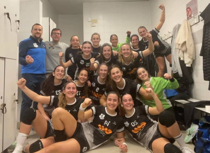 Sarako Izarra errugbi taldeak eta Errekako bi eskubaloi taldeek lider bukatuko dute urtea