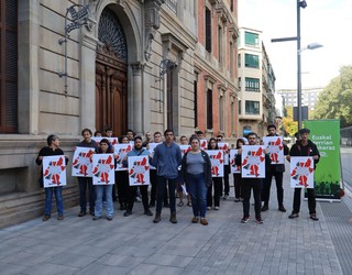«Euskarari lehentasuna emanen dion ofizialtasuna» eskatzeko mobilizatzera deitu du EHEk abenduaren 15ean