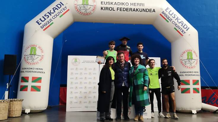 Luken Urtxegi igantziarra txapeldunorde izan da Euskal Herriko lokotx biltze txapelketan