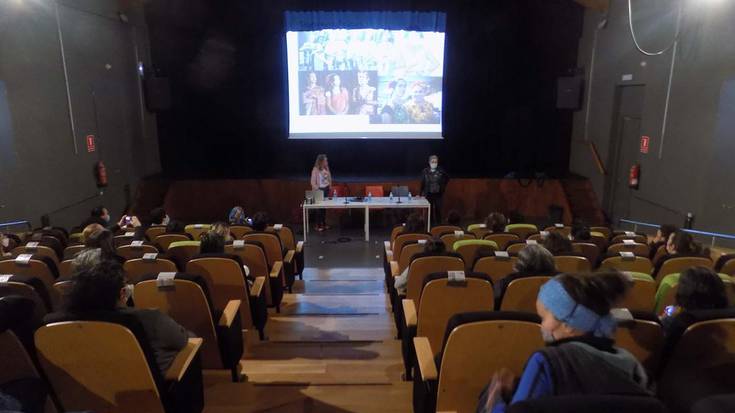 Transexualitateari buruzko solasaldia eman du Naizen elkarteak Beran