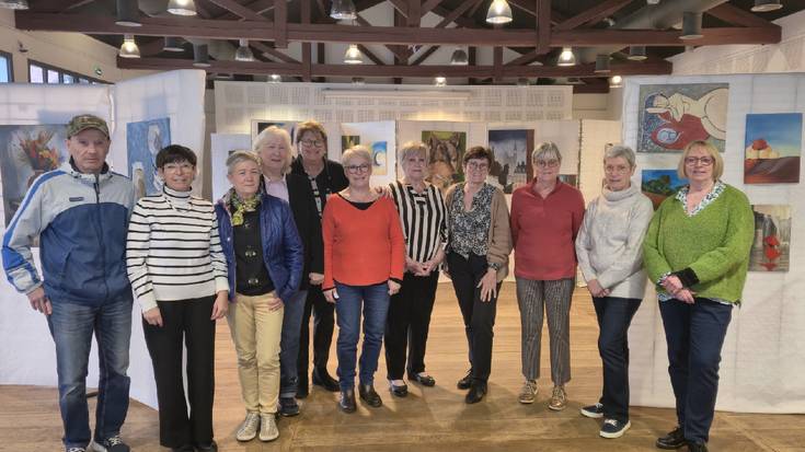 Zangoak Arin elkarteko kideen margolanak ikusgai izan dituzte Saran