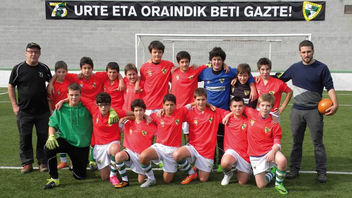 Baztan eta Beti Gazteko infantilek futbol derbia jokatuko dute Giltxaurdin