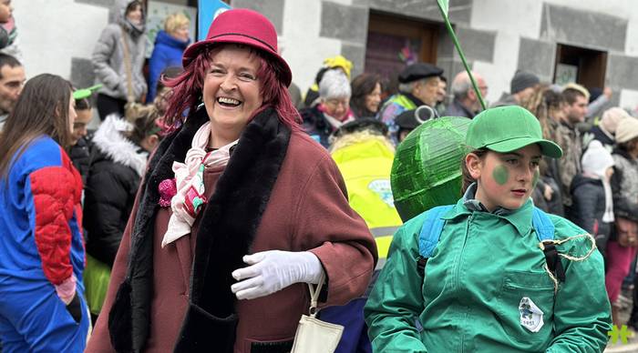 Ihauteetako karrozak egiten ikasteko emankumeentzako tailerrak antolatu dituzte Leitzan