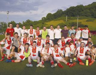Baztan Futbol Taldeak igoera promoziora sailkatzeko aukera bikaina du ligako azken partidan