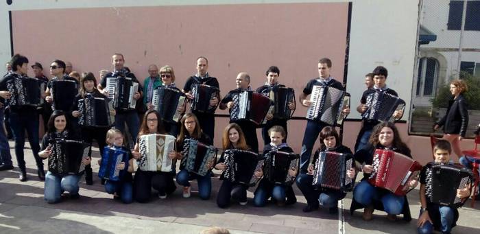 Udaberriko kontzertua eskainiko du Lesakako akordeoilari taldeak ekainaren 14an
