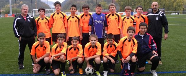 Infantil mailako futbol derbia jokatuko dute Baztanek eta Beti Gaztek