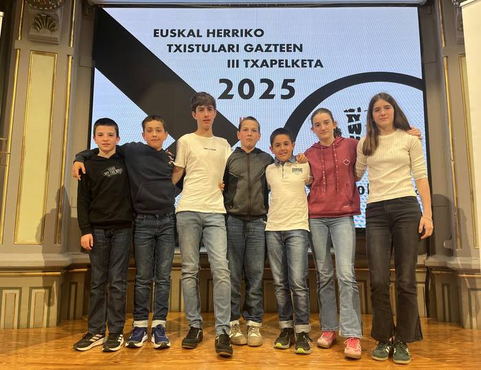 Baztango txistulariak ederki ibili dira EHko Txistulari Gazteen Txapelketan