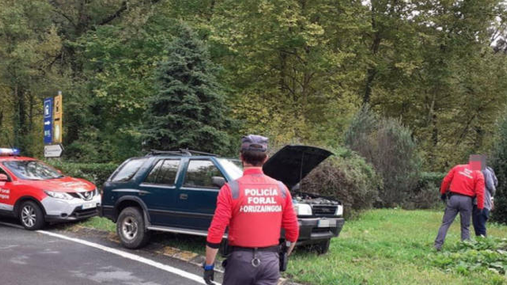 Beran atxilotu dute foruzainen kontrol batetik ihes egin, kontrako noranzkoan gidatu eta hiru drogatan positibo emateagatik
