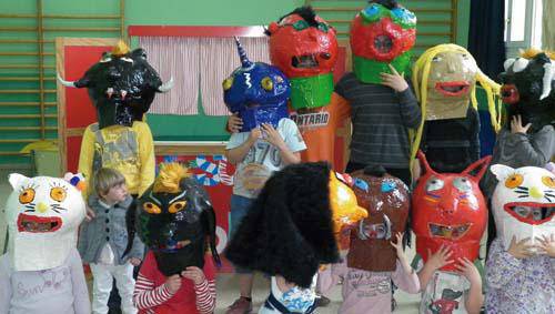  Buruhaundiak