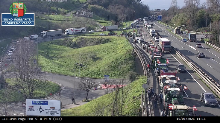 Abeltzainek protesta egin dute gaur Biriatun