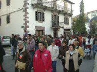 Herri kontsultaren aldeko manifestazio jendetsua