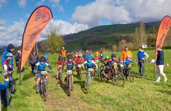 Anizko eskolarteko bigarren BTT saria jokatuko dute martxoaren 21ean