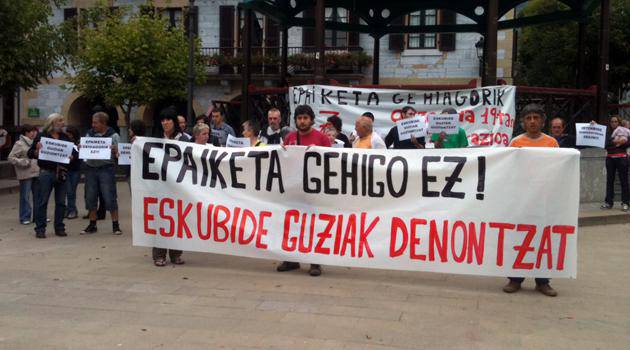 Bateragune auziaren kontrako elkarretaratzeak egin dira