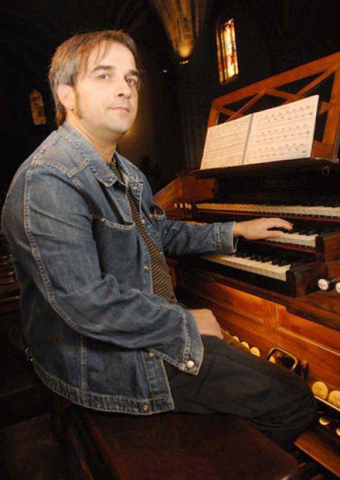 Berako Organo Zikloaren azken emanaldia eskainiko du Aitor Oleak